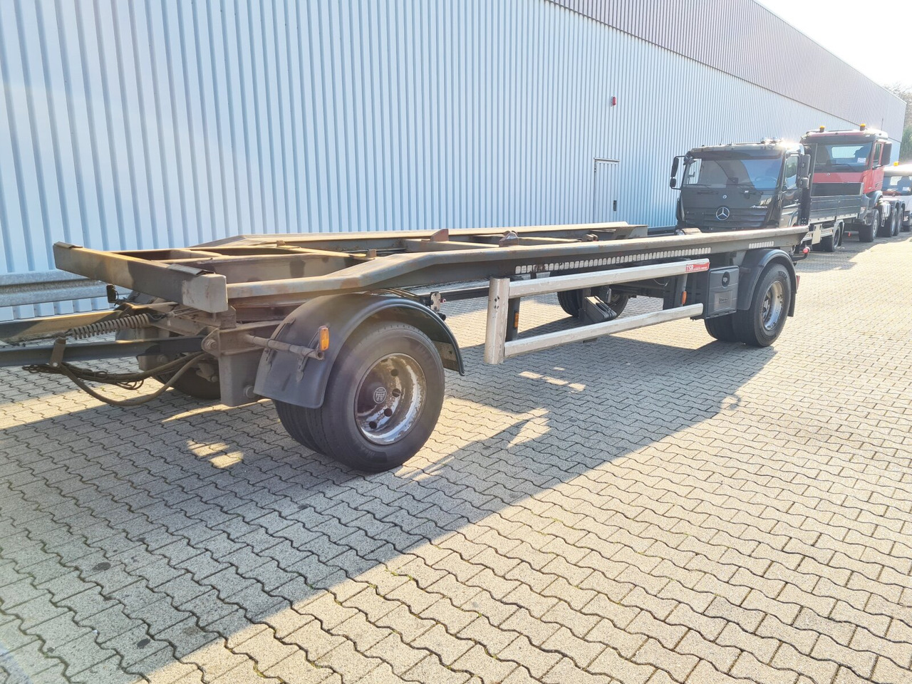 HAR 18.70 HAR 18.70 Abrollanhänger - Remolque multilift/ Portacontenedores de cadenas: foto 1 HAR 18.70 HAR 18.70 Abrollanhänger - Remolque multilift/ Portacontenedores de cadenas: foto 1