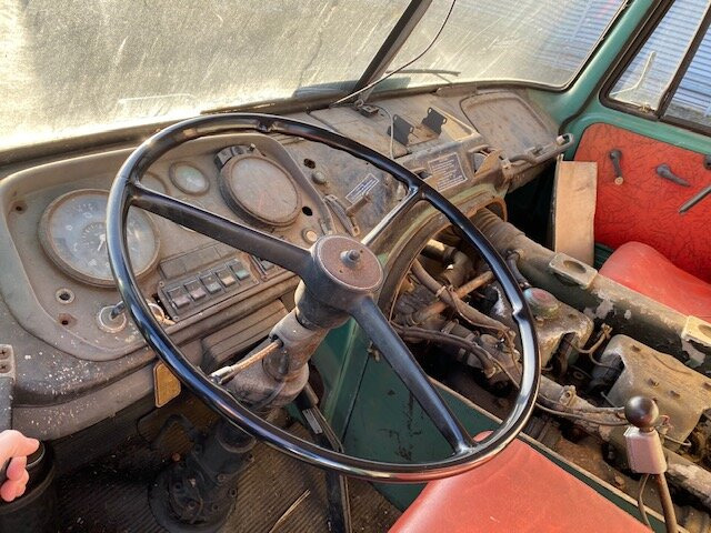 HENSCHEL F 161 AK 4x4 HENSCHEL F 161 AK 4x4 mit Kran Atlas AK 5007 - Camión grúa: foto 2 HENSCHEL F 161 AK 4x4 HENSCHEL F 161 AK 4x4 mit Kran Atlas AK 5007 - Camión grúa: foto 2