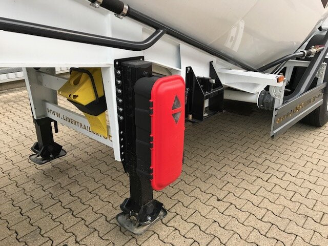 LIDER LD07 LIDER LD07, ca.35m³, 30-60m³ - Semirremolque silo: foto 3 LIDER LD07 LIDER LD07, ca.35m³, 30-60m³ - Semirremolque silo: foto 3