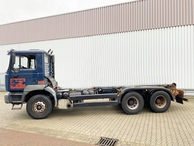 MAN T40 26.364/414 6x4, 6-Zylinder T40 26.364/414 6x4, 6-Zylinder - Camión chasis: foto 5 MAN T40 26.364/414 6x4, 6-Zylinder T40 26.364/414 6x4, 6-Zylinder - Camión chasis: foto 5