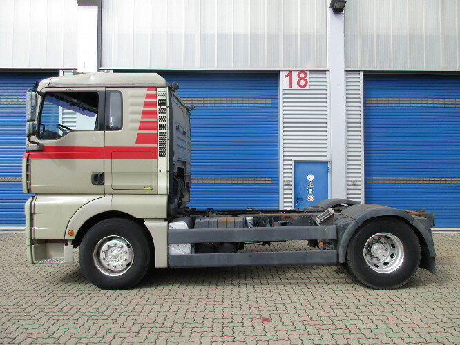 Camión chasis MAN TGA 18.360 4x2: foto 7