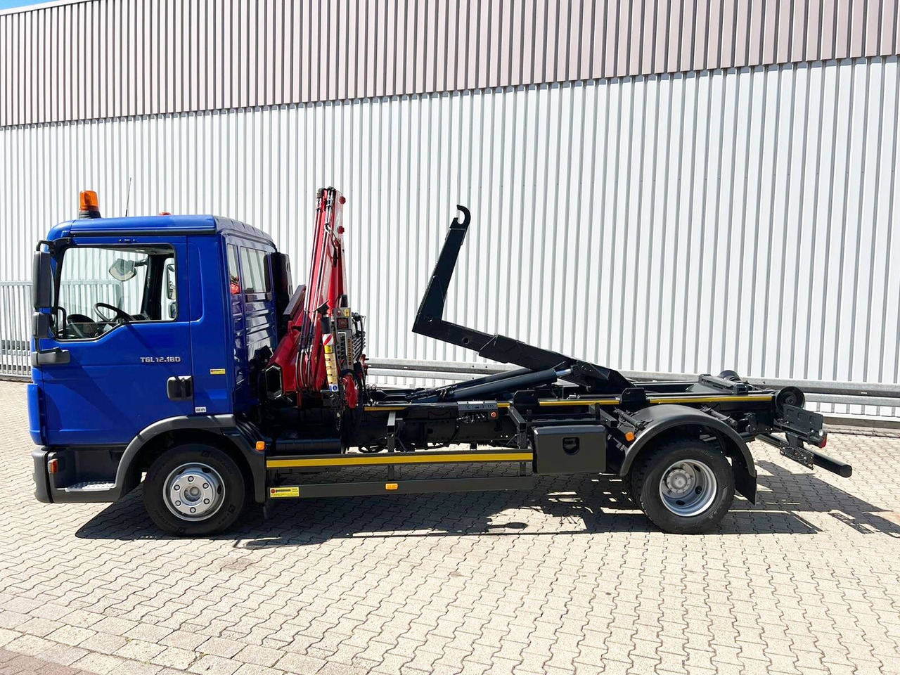 Camión multibasculante, Camión grúa MAN TGL 12.180/210 4x2 BB TGL 12.180/210 4x2 BB, City-Abroller, Kran AMCO VEBA 807N2S: foto 15 Camión multibasculante, Camión grúa MAN TGL 12.180/210 4x2 BB TGL 12.180/210 4x2 BB, City-Abroller, Kran AMCO VEBA 807N2S: foto 15