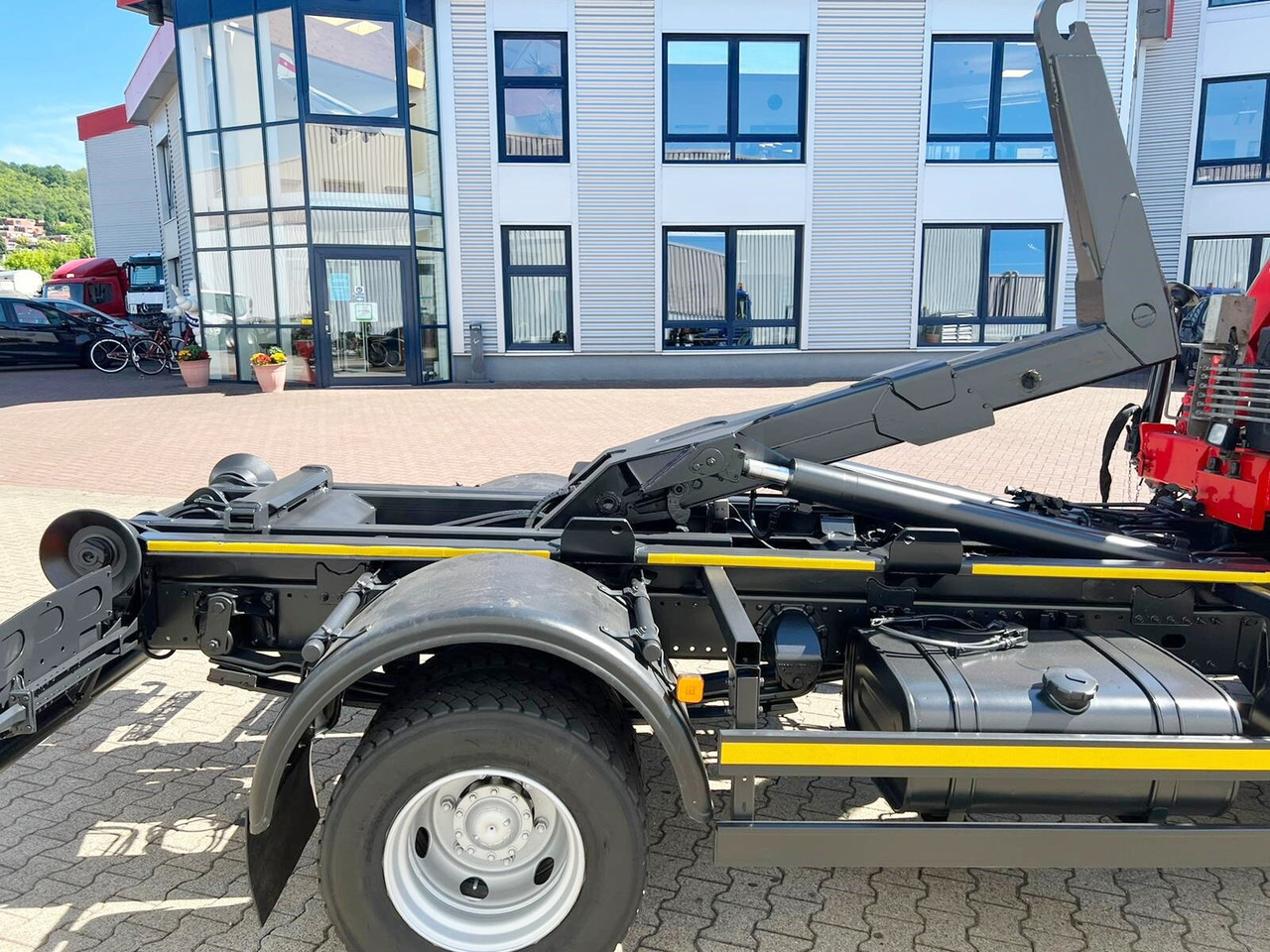 Camión multibasculante, Camión grúa MAN TGL 12.180/210 4x2 BB TGL 12.180/210 4x2 BB, City-Abroller, Kran AMCO VEBA 807N2S: foto 12 Camión multibasculante, Camión grúa MAN TGL 12.180/210 4x2 BB TGL 12.180/210 4x2 BB, City-Abroller, Kran AMCO VEBA 807N2S: foto 12