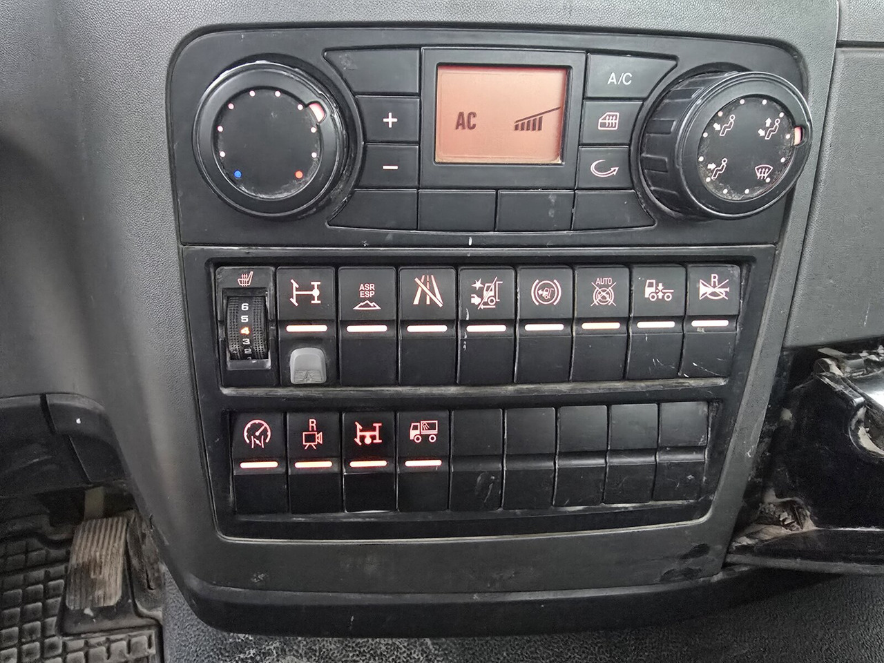 MAN TGL 12.250 4x2 BL TGL 12.250 4x2 BL, Palfinger Abroller P 07-25MPA, 2xAHK-ÖL - Camión multibasculante: foto 2 MAN TGL 12.250 4x2 BL TGL 12.250 4x2 BL, Palfinger Abroller P 07-25MPA, 2xAHK-ÖL - Camión multibasculante: foto 2