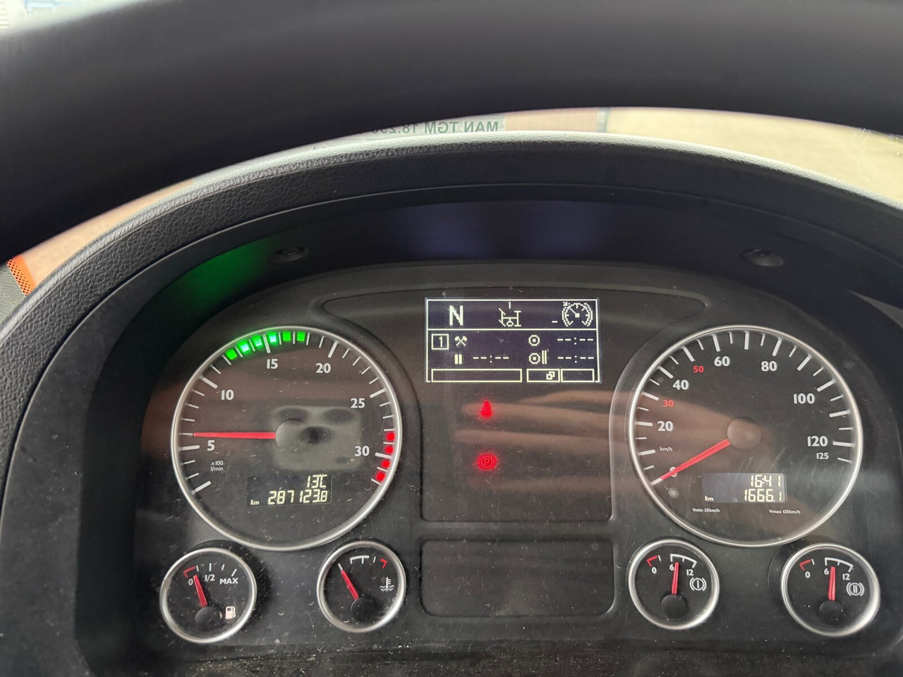 MAN TGM 18.290 4x2 BB TGM 18.290 4x2 BB, Tele-Absetzer - Camión portacontenedor de cadenas: foto 3 MAN TGM 18.290 4x2 BB TGM 18.290 4x2 BB, Tele-Absetzer - Camión portacontenedor de cadenas: foto 3