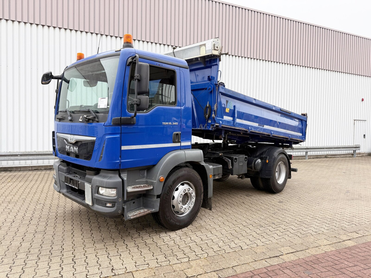MAN TGM 18.340 4x2 BL TGM 18.340 4x2 BL, Meiller Kipper, AHK Öl - Camión volquete: foto 1 MAN TGM 18.340 4x2 BL TGM 18.340 4x2 BL, Meiller Kipper, AHK Öl - Camión volquete: foto 1