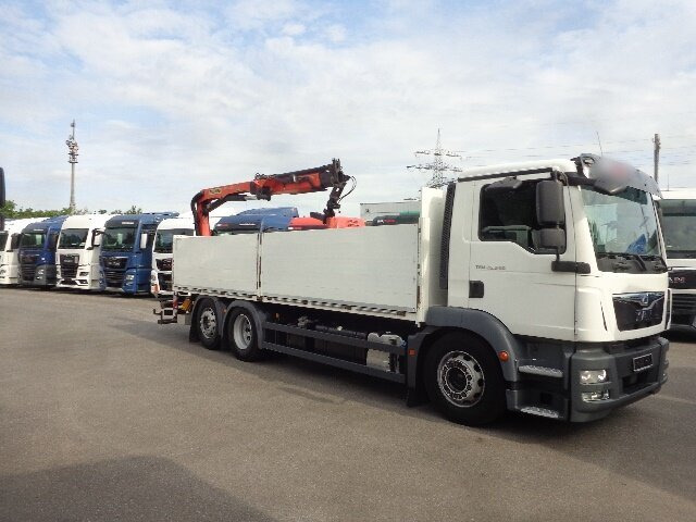 MAN TGM 26.340 6x2-4 LL TGM 26.340 6x2-4 LL,Lenk-Liftachse, Heckkran, Palfinger PK 11.001, faltbar, - Camión grúa, Camión caja abierta: foto 4 MAN TGM 26.340 6x2-4 LL TGM 26.340 6x2-4 LL,Lenk-Liftachse, Heckkran, Palfinger PK 11.001, faltbar, - Camión grúa, Camión caja abierta: foto 4