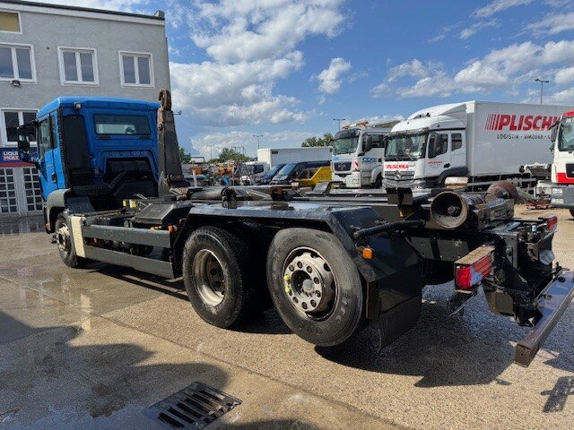 MAN TGS 26.400 6x2-4 BL TGS 26.400 6x2-4 BL, Lenk-/Liftachse - Camión multibasculante: foto 4 MAN TGS 26.400 6x2-4 BL TGS 26.400 6x2-4 BL, Lenk-/Liftachse - Camión multibasculante: foto 4