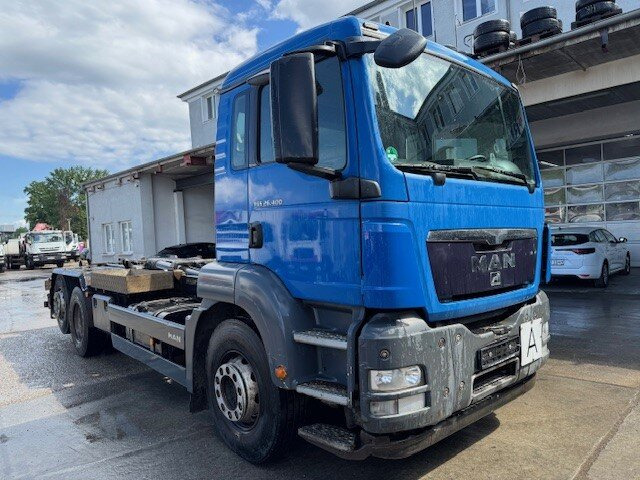 MAN TGS 26.400 6x2-4 BL TGS 26.400 6x2-4 BL, Lenk-/Liftachse - Camión multibasculante: foto 2 MAN TGS 26.400 6x2-4 BL TGS 26.400 6x2-4 BL, Lenk-/Liftachse - Camión multibasculante: foto 2