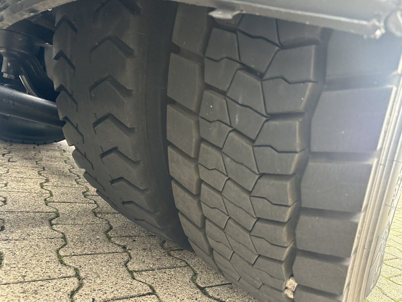 MAN TGS 26.440 6x2 BL TGS 26.440 6x2 BL - Camión multibasculante: foto 5 MAN TGS 26.440 6x2 BL TGS 26.440 6x2 BL - Camión multibasculante: foto 5