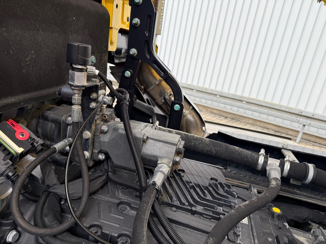 MAN TGS 26.470 6x6 BB TGS 26.470 6x6 BB, Hohe Bauart, Navi, Motorabtrieb, Bordmatik - Camión volquete: foto 4 MAN TGS 26.470 6x6 BB TGS 26.470 6x6 BB, Hohe Bauart, Navi, Motorabtrieb, Bordmatik - Camión volquete: foto 4