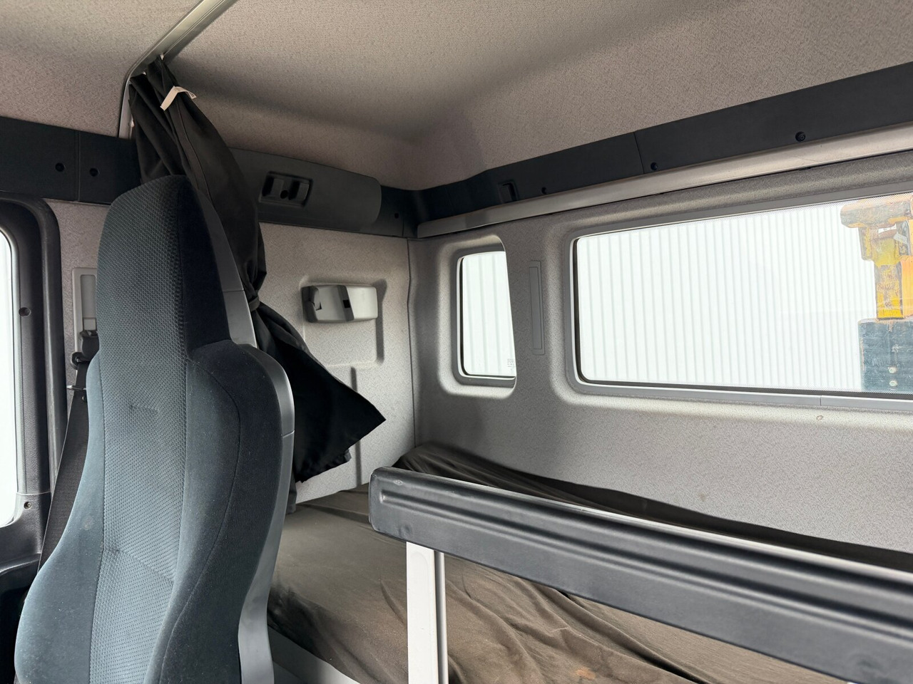 MAN TGS 26.480 6x4 BL TGS 26.480 6x4 BL, Motorabtrieb, Navi, Intarder, Hyva 20.60 S - Camión multibasculante: foto 4 MAN TGS 26.480 6x4 BL TGS 26.480 6x4 BL, Motorabtrieb, Navi, Intarder, Hyva 20.60 S - Camión multibasculante: foto 4