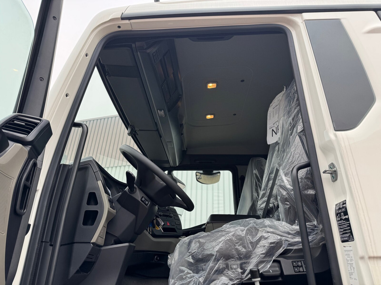 MAN TGS 33.440 6x4 BB TGS 33.440 6x4 BB, mehrfach vorhanden! - Camión chasis: foto 2 MAN TGS 33.440 6x4 BB TGS 33.440 6x4 BB, mehrfach vorhanden! - Camión chasis: foto 2