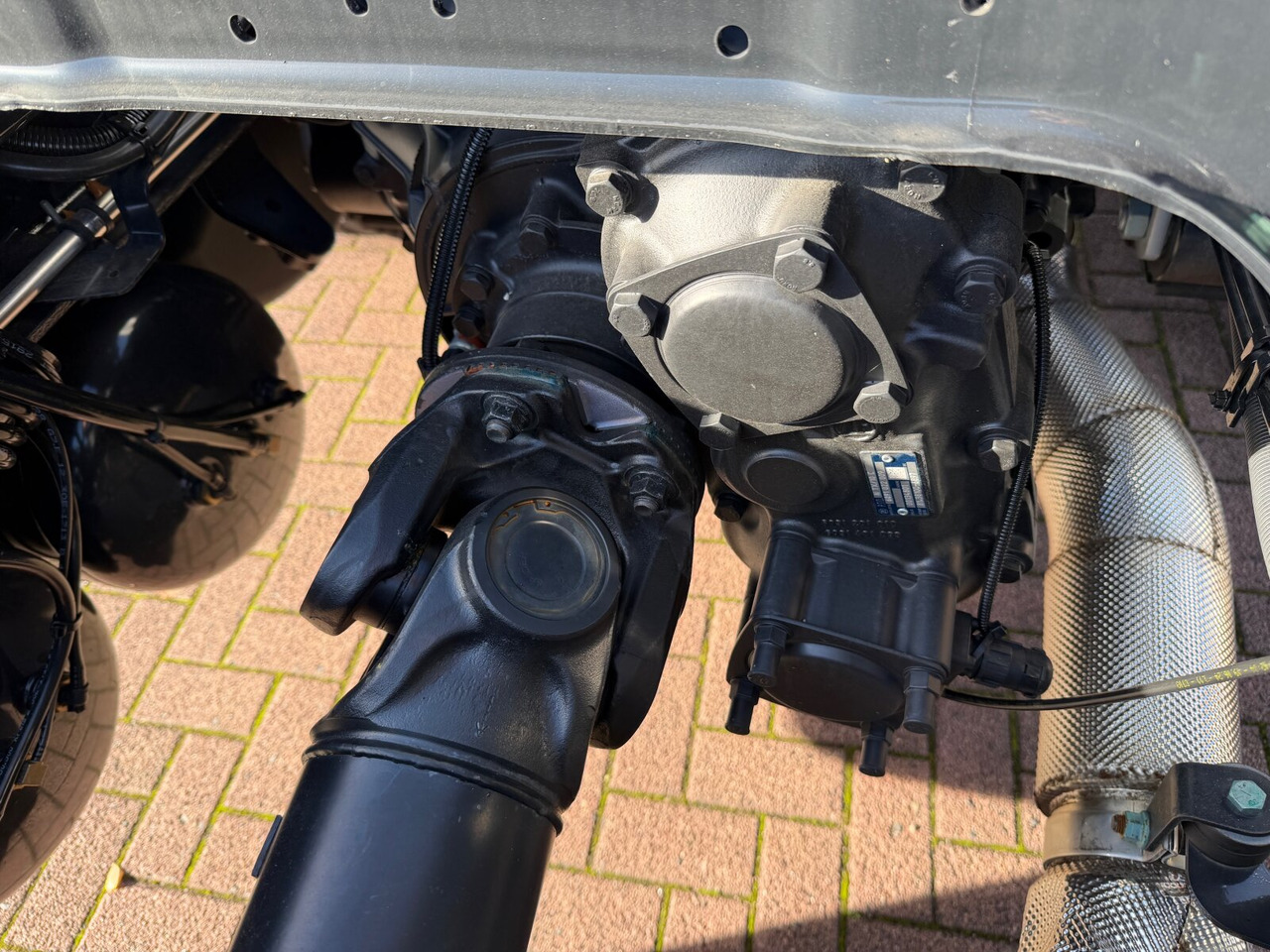 MAN TGS 33.480 6x4 BL CH TGS 33.480 6x4 BL CH - Camión multibasculante: foto 2 MAN TGS 33.480 6x4 BL CH TGS 33.480 6x4 BL CH - Camión multibasculante: foto 2