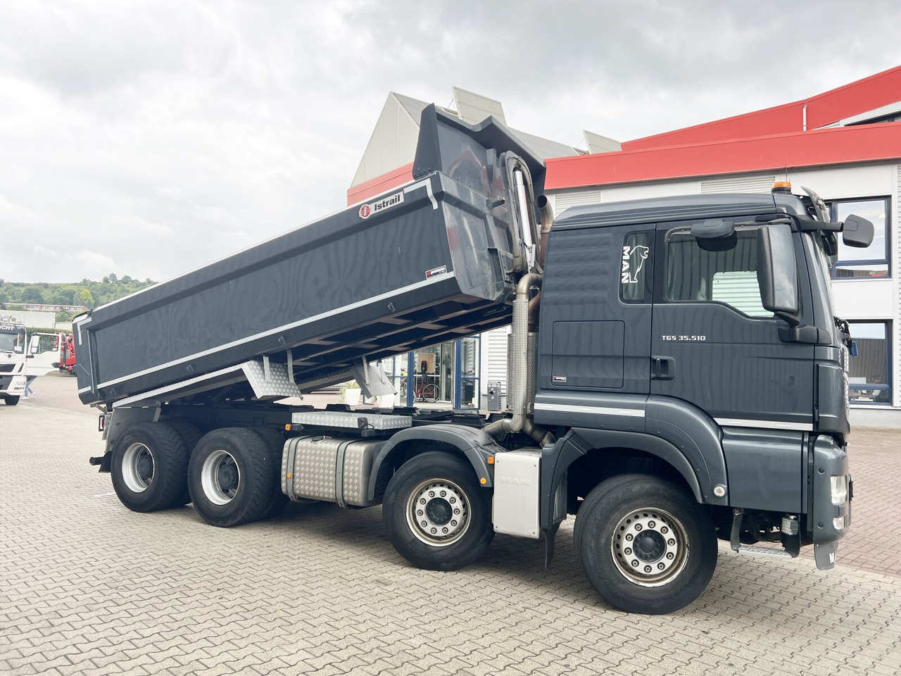 Leasing de MAN TGS 35.510 8x4 BL TGS 35.510 8x4 BL, Intarder, Stahlmulde ca. 13m³, hydr. Heckklappenöffnung MAN TGS 35.510 8x4 BL TGS 35.510 8x4 BL, Intarder, Stahlmulde ca. 13m³, hydr. Heckklappenöffnung: foto 10