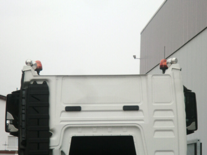 MAN TGS 50.480BB 10x4 Retarder TGS 50.480BB 10x4 Retarder, 3-f.NA - Camión chasis: foto 5 MAN TGS 50.480BB 10x4 Retarder TGS 50.480BB 10x4 Retarder, 3-f.NA - Camión chasis: foto 5