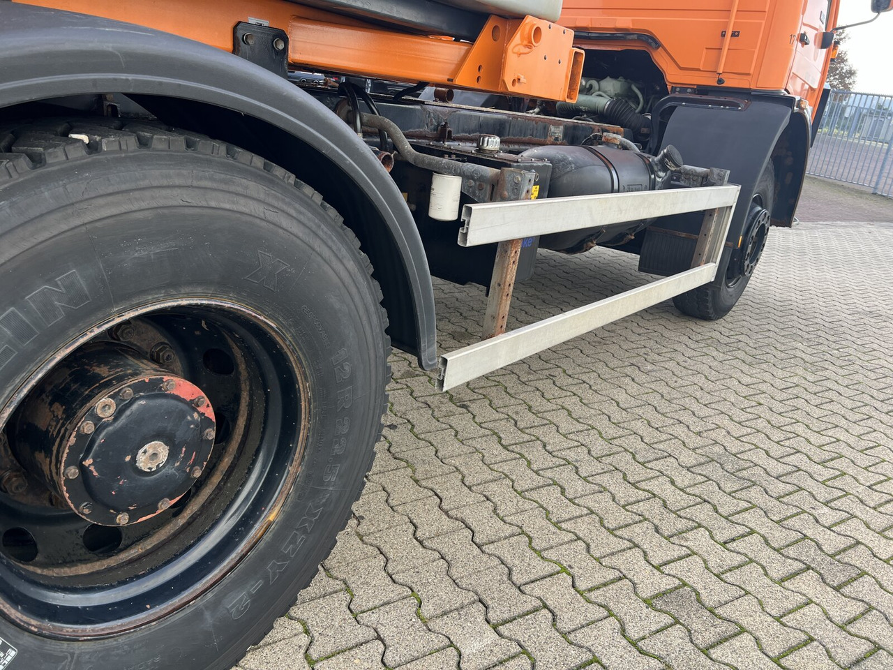 Máquina quitanieve Mercedes-Benz 1617 C 4x2 1617 C 4x2, Winterdienstausstattung: foto 13