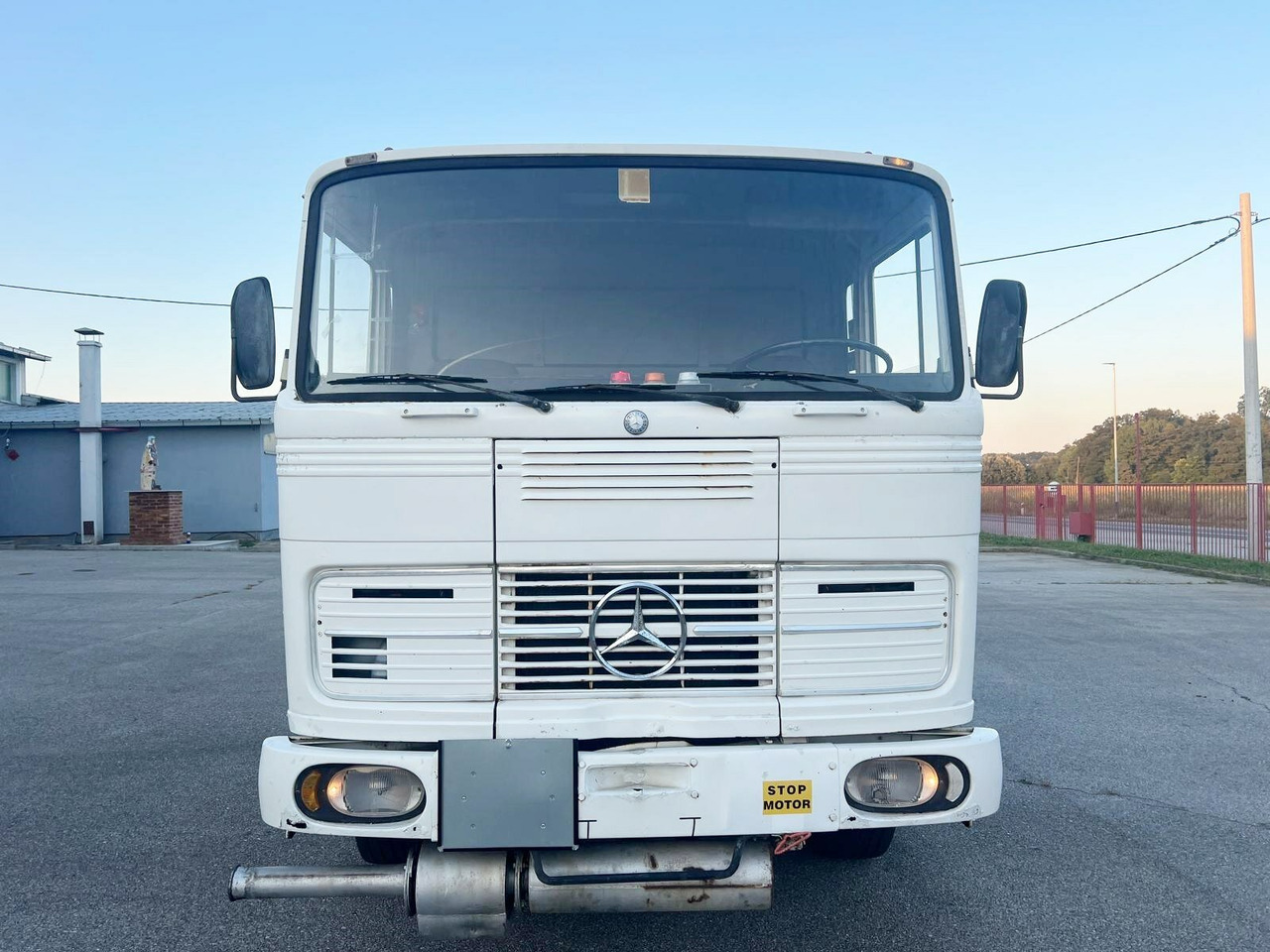 Leasing de Mercedes-Benz 1923 4x2 Tankwagenzug für Kerosin 40.000l 1923 4x2 Tankwagenzug für Kerosin 40.000l Mercedes-Benz 1923 4x2 Tankwagenzug für Kerosin 40.000l 1923 4x2 Tankwagenzug für Kerosin 40.000l: foto 11