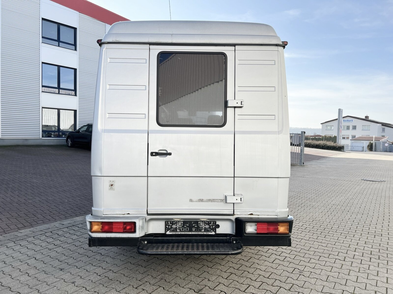 Minibús, Furgoneta de pasajeros Mercedes-Benz 711 D-KA 4x2 711 D-KA 4x2, Standklima, 11-Sitze, 2 x on stock: foto 13