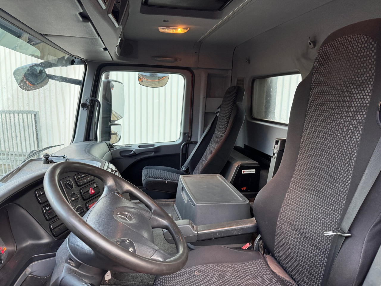 Mercedes-Benz Actros 2541 L 6x2 Actros 2541 L 6x2, Lenkachse, Meiller RK 20.65, Kran Palfinger PK 14002-EH, Funk - Camión multibasculante, Camión grúa: foto 2 Mercedes-Benz Actros 2541 L 6x2 Actros 2541 L 6x2, Lenkachse, Meiller RK 20.65, Kran Palfinger PK 14002-EH, Funk - Camión multibasculante, Camión grúa: foto 2