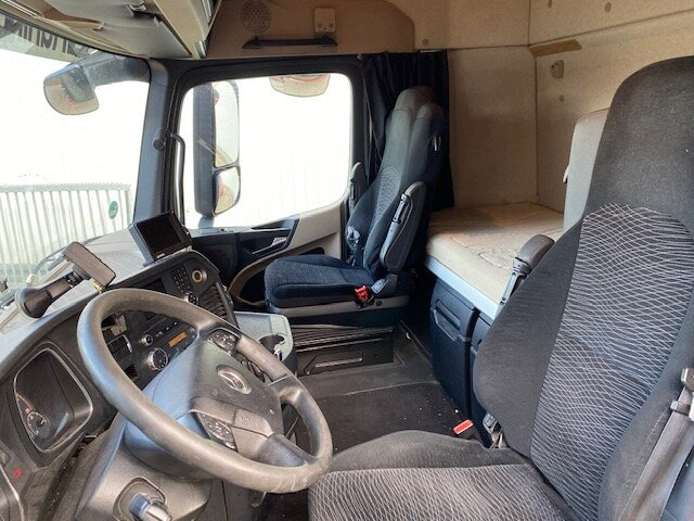 Mercedes-Benz Actros 2545 L 6x2 Actros 2545 L 6x2, StreamSpace, Liftachse, Bi-Xenon - Camión chasis: foto 2 Mercedes-Benz Actros 2545 L 6x2 Actros 2545 L 6x2, StreamSpace, Liftachse, Bi-Xenon - Camión chasis: foto 2