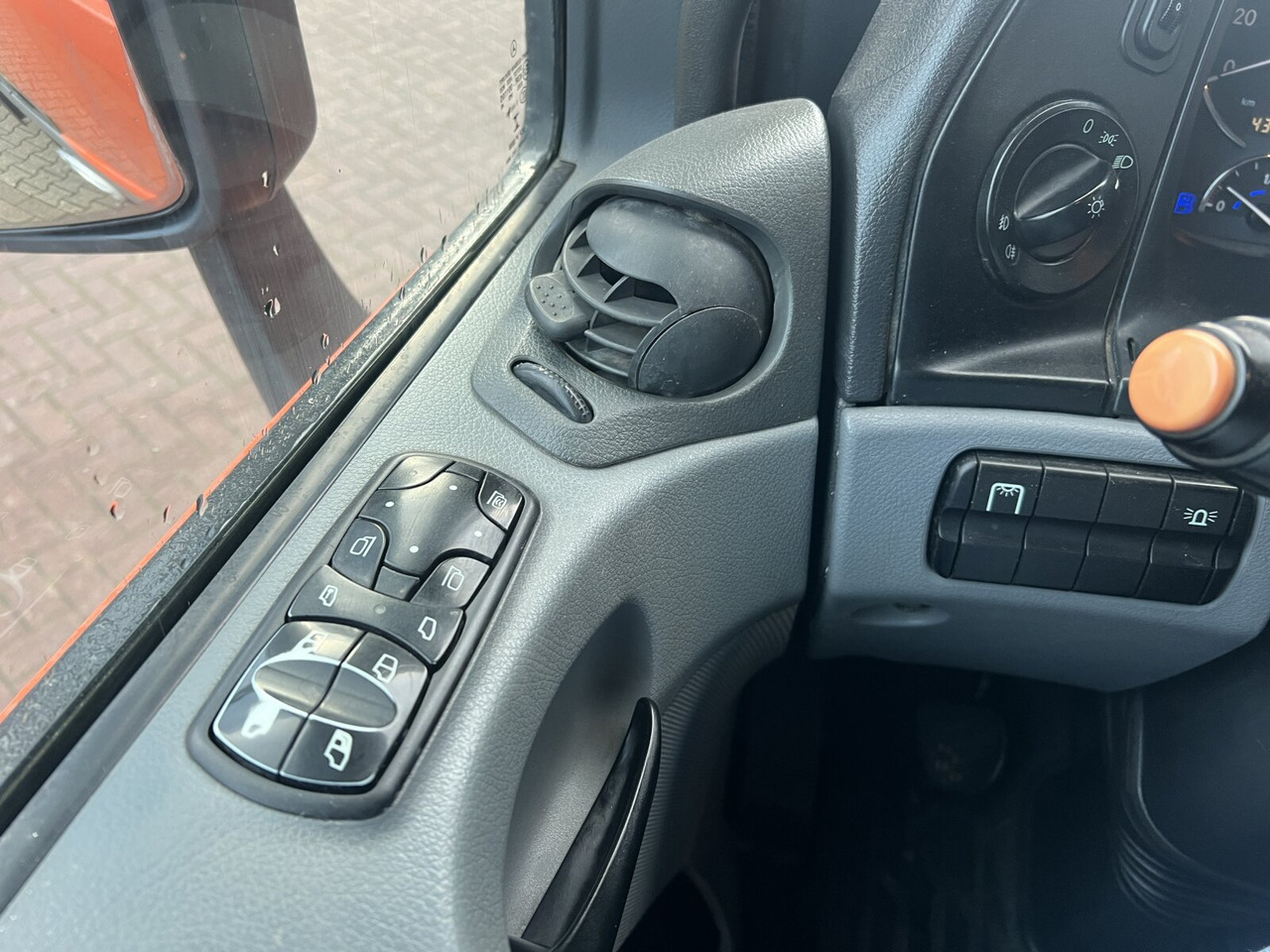 Mercedes-Benz Actros 2644/48 K 6x4 Actros 2644/48 K 6x4, Manual Gearbox, Full Steel - Camión chasis: foto 5 Mercedes-Benz Actros 2644/48 K 6x4 Actros 2644/48 K 6x4, Manual Gearbox, Full Steel - Camión chasis: foto 5