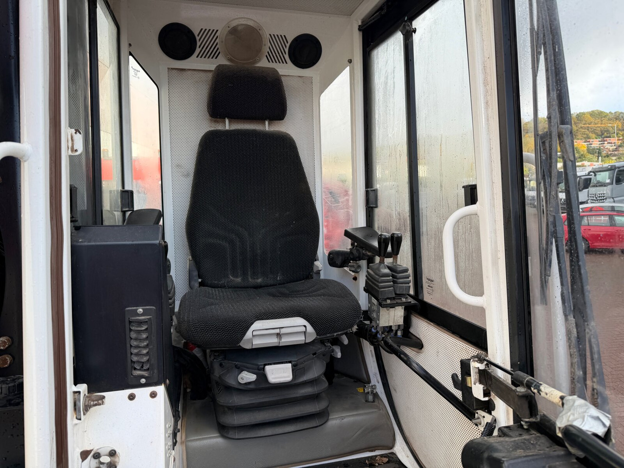 Mercedes-Benz Arocs 2648 6x4 Arocs 2648 6x4 mit Heckkran Epsilon M12Z83, Krankabine - Camión forestal, Camión grúa: foto 3 Mercedes-Benz Arocs 2648 6x4 Arocs 2648 6x4 mit Heckkran Epsilon M12Z83, Krankabine - Camión forestal, Camión grúa: foto 3