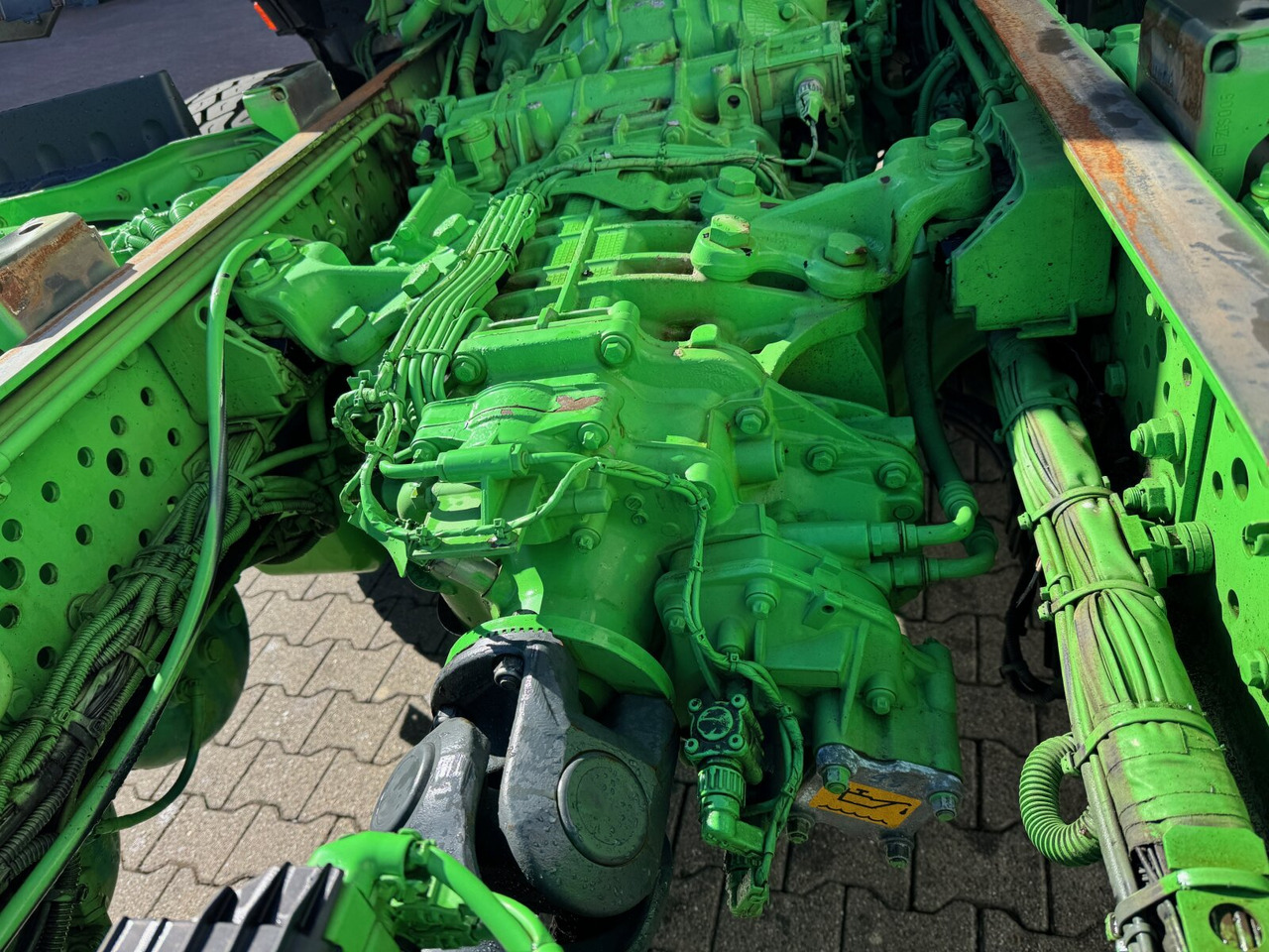 Mercedes-Benz Arocs 3242/48 LK 8x4/4 Arocs 3242/48 LK 8x4/4, Lenk-/Liftachse - Camión multibasculante: foto 2 Mercedes-Benz Arocs 3242/48 LK 8x4/4 Arocs 3242/48 LK 8x4/4, Lenk-/Liftachse - Camión multibasculante: foto 2