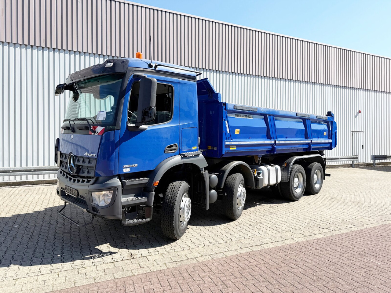 Camión volquete Mercedes-Benz Arocs 3243 K 8x4/4 Arocs 3243 K 8x4/4, Bordmatik: foto 8