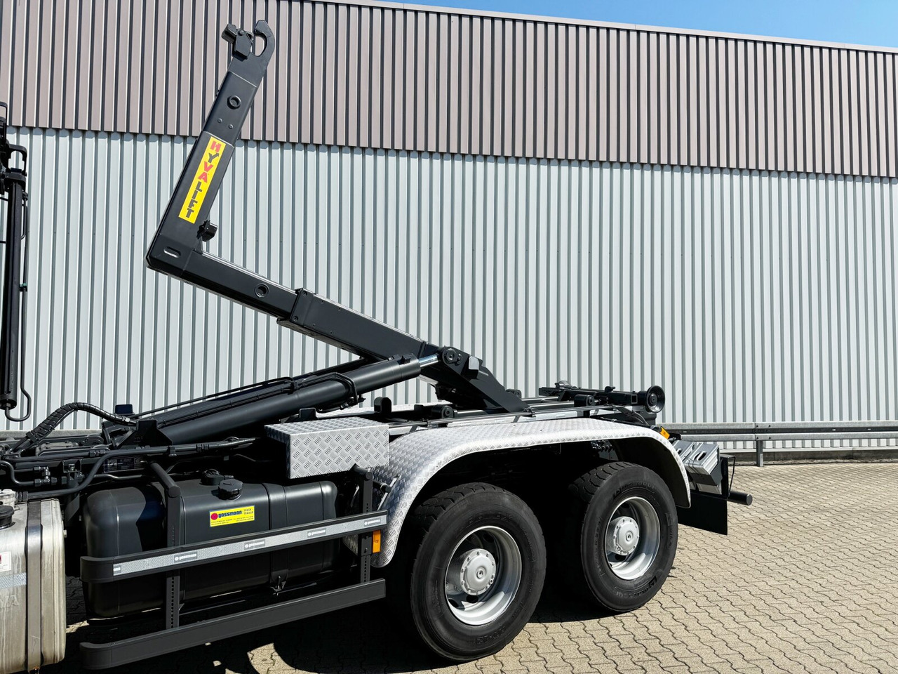 Mercedes-Benz Arocs 3351 AK 6x6 Arocs 3351 AK 6x6, Retarder, Navi, Grounder, Kran Atlas AK 190.2E, Funk - Camión multibasculante, Camión grúa: foto 3 Mercedes-Benz Arocs 3351 AK 6x6 Arocs 3351 AK 6x6, Retarder, Navi, Grounder, Kran Atlas AK 190.2E, Funk - Camión multibasculante, Camión grúa: foto 3
