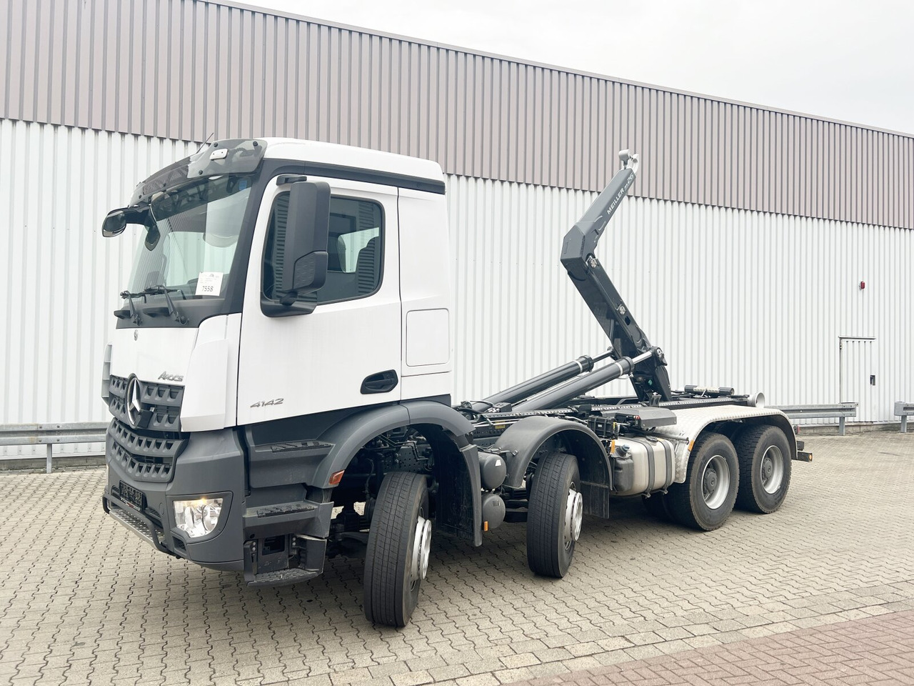 Mercedes-Benz Arocs 4142/48 8x4/4 Arocs 4142/48 8x4/4, Grounder, Meiller RS26 62-K, Funk, Motorabtrieb - Camión multibasculante: foto 1 Mercedes-Benz Arocs 4142/48 8x4/4 Arocs 4142/48 8x4/4, Grounder, Meiller RS26 62-K, Funk, Motorabtrieb - Camión multibasculante: foto 1