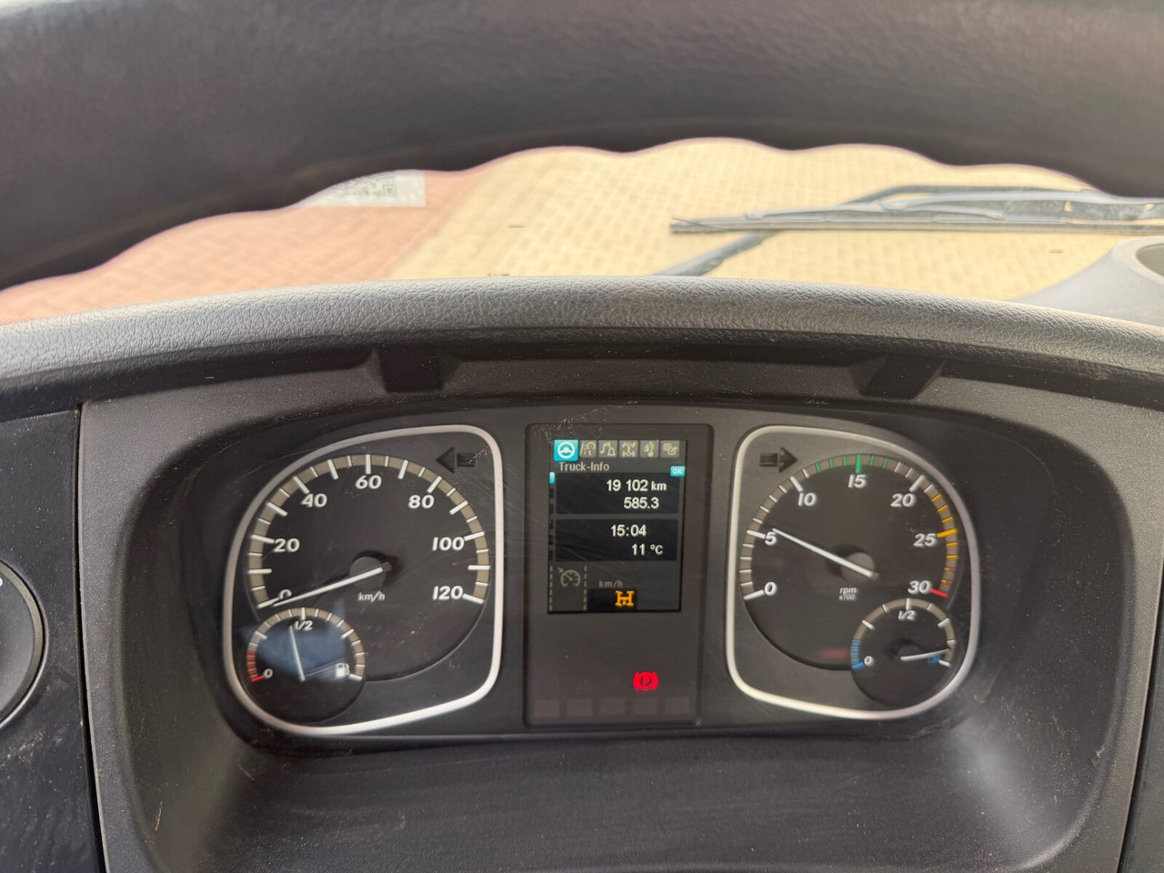 Mercedes-Benz Atego 1530 K 4x2 Atego 1530 K 4x2, 2x AHK - Camión volquete: foto 4 Mercedes-Benz Atego 1530 K 4x2 Atego 1530 K 4x2, 2x AHK - Camión volquete: foto 4