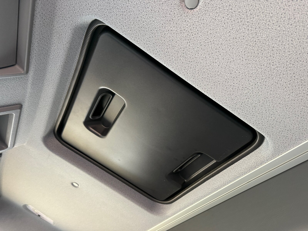 Leasing de Mercedes-Benz Atego 1627 L 4x2 Atego 1627 L 4x2, 6-Zylinder, Motorabtrieb Mercedes-Benz Atego 1627 L 4x2 Atego 1627 L 4x2, 6-Zylinder, Motorabtrieb: foto 7