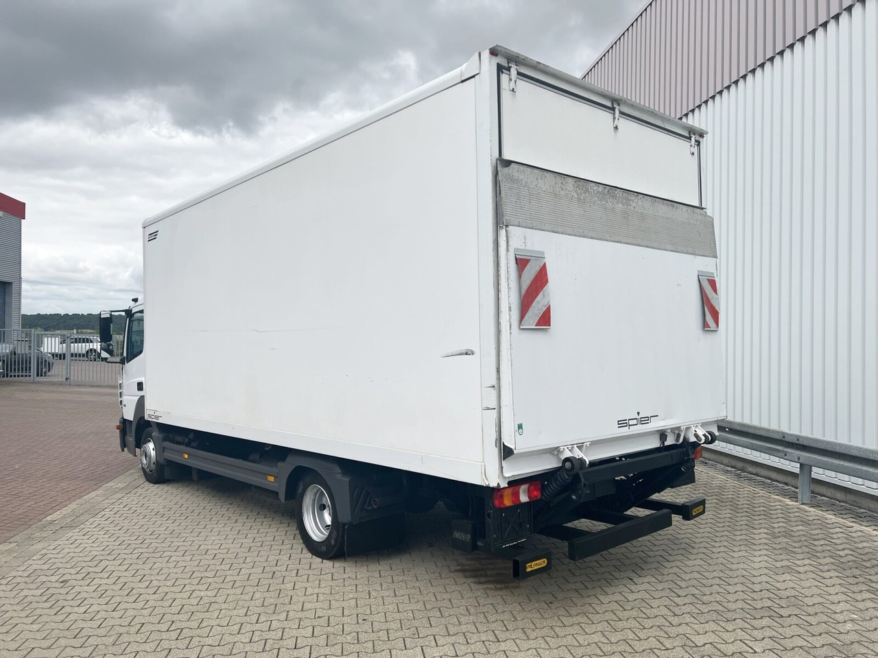 Camión caja cerrada Mercedes-Benz Atego 816 4x2 Atego 816 4x2, LBW: foto 11