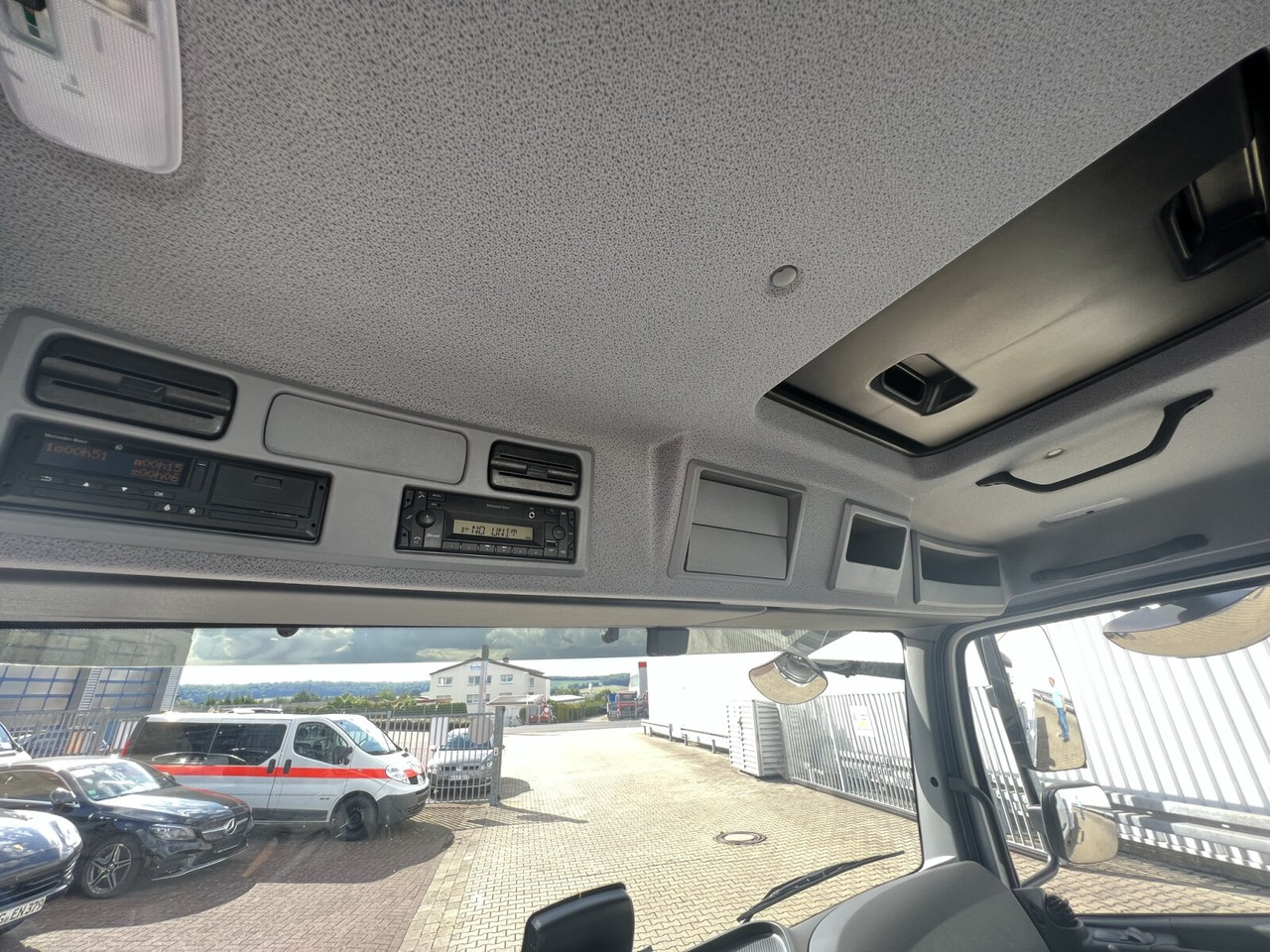 Mercedes-Benz Atego 818 K 4x2 Atego 818 K 4x2, mehrfach Vorhanden! - Camión chasis: foto 2 Mercedes-Benz Atego 818 K 4x2 Atego 818 K 4x2, mehrfach Vorhanden! - Camión chasis: foto 2