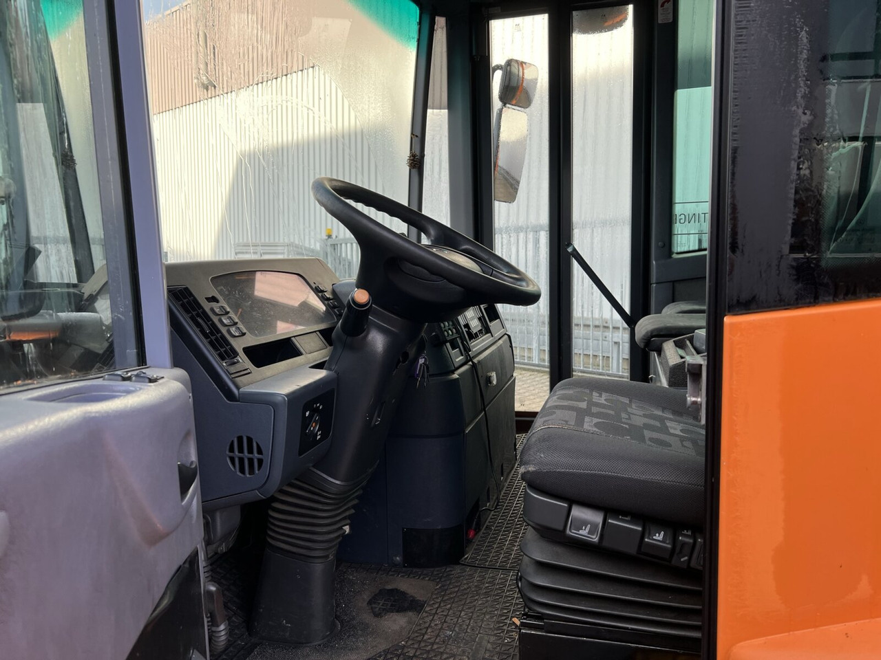 Mercedes-Benz Econic 2633 L 6x2/4 NLA Econic 2633 L 6x2/4 NLA, Lenkachse, Zöller Medium XL, Zöller-Schüttung - Camión de basura: foto 5 Mercedes-Benz Econic 2633 L 6x2/4 NLA Econic 2633 L 6x2/4 NLA, Lenkachse, Zöller Medium XL, Zöller-Schüttung - Camión de basura: foto 5