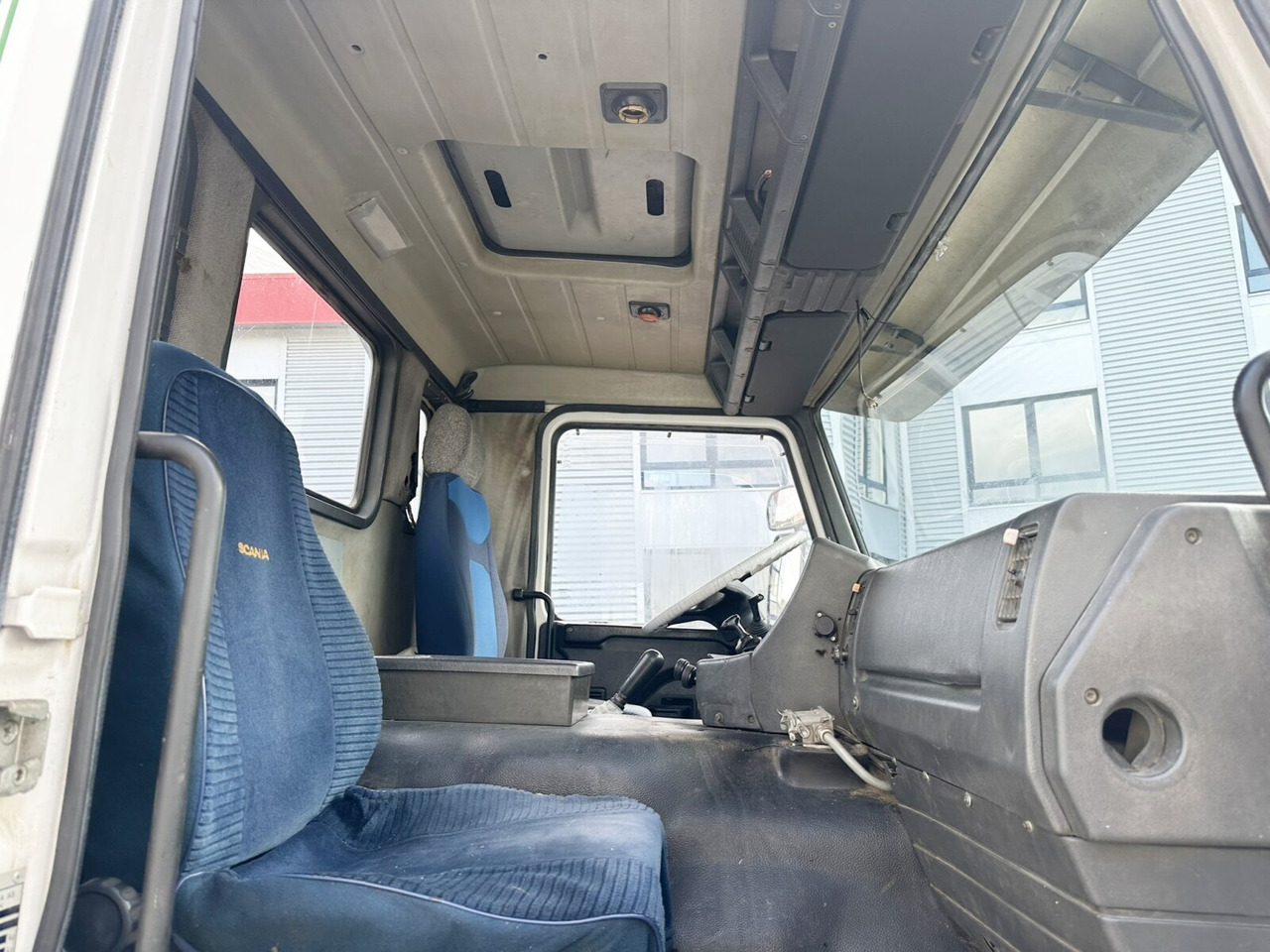 Scania P93 HK 250 6x4L P93 HK 250 6x4L, Abrollkipper - Camión multibasculante: foto 4 Scania P93 HK 250 6x4L P93 HK 250 6x4L, Abrollkipper - Camión multibasculante: foto 4