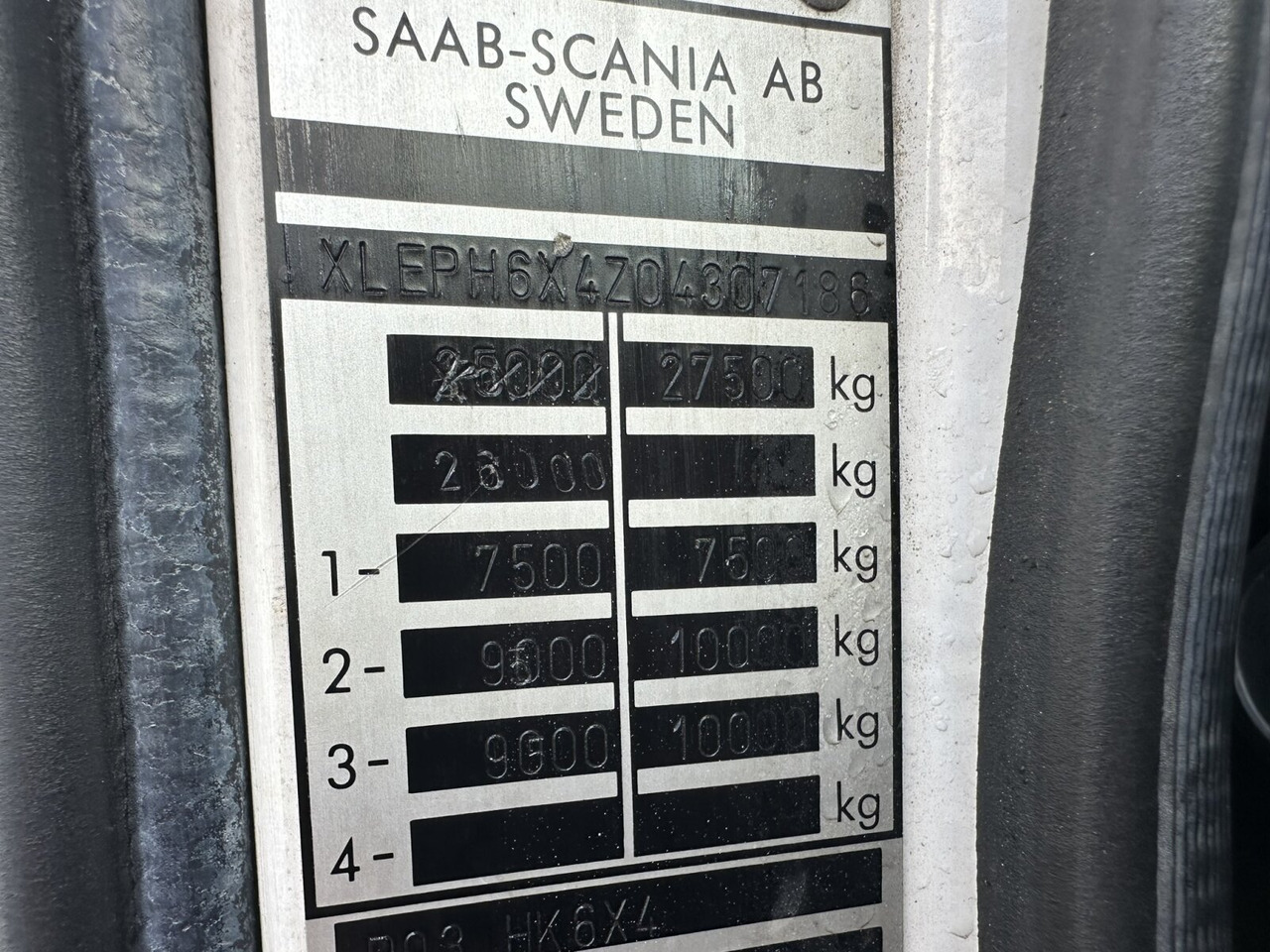 Scania P93 HK 250 6x4L P93 HK 250 6x4L - Camión chasis: foto 3 Scania P93 HK 250 6x4L P93 HK 250 6x4L - Camión chasis: foto 3