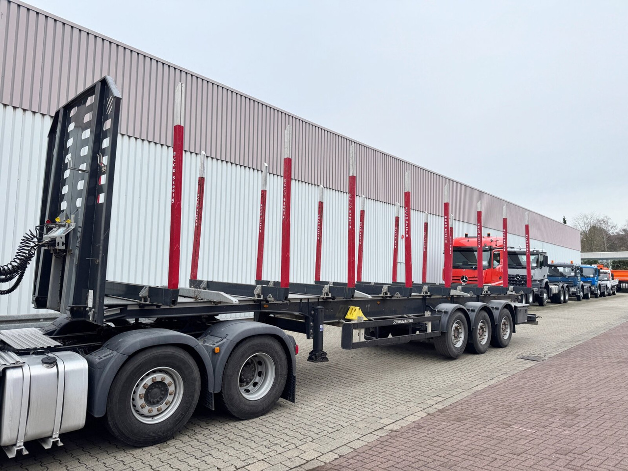 Schwarzmüller 3-Achs Holzauflieger 3-Achs Holzauflieger, Liftachse, MEHRFACH VORHANDEN! - Semirremolque maderero: foto 4 Schwarzmüller 3-Achs Holzauflieger 3-Achs Holzauflieger, Liftachse, MEHRFACH VORHANDEN! - Semirremolque maderero: foto 4