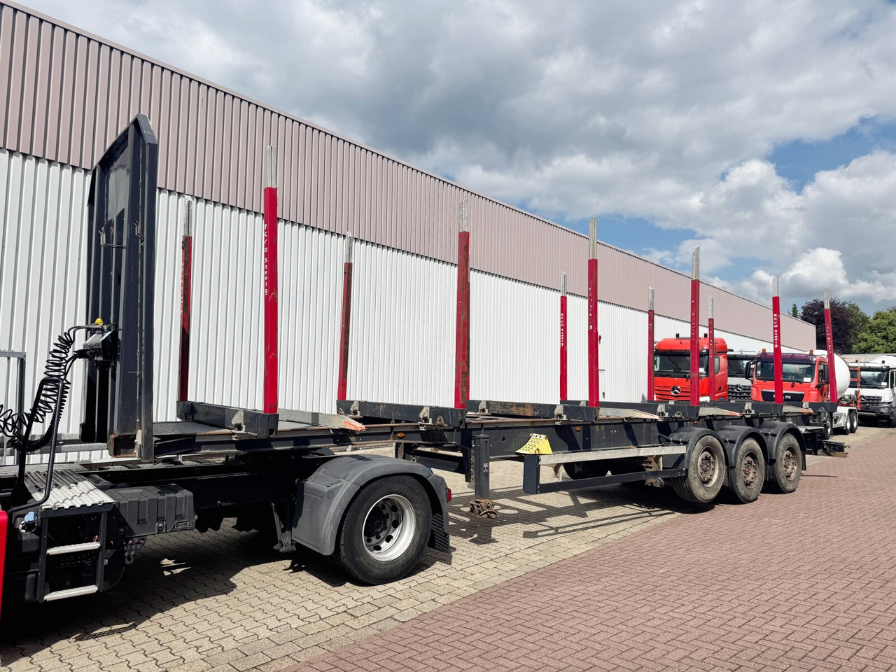 Schwarzmüller 3-Achs Holzauflieger 3-Achs Holzauflieger, Liftachse, MEHRFACH VORHANDEN! - Semirremolque maderero: foto 1 Schwarzmüller 3-Achs Holzauflieger 3-Achs Holzauflieger, Liftachse, MEHRFACH VORHANDEN! - Semirremolque maderero: foto 1
