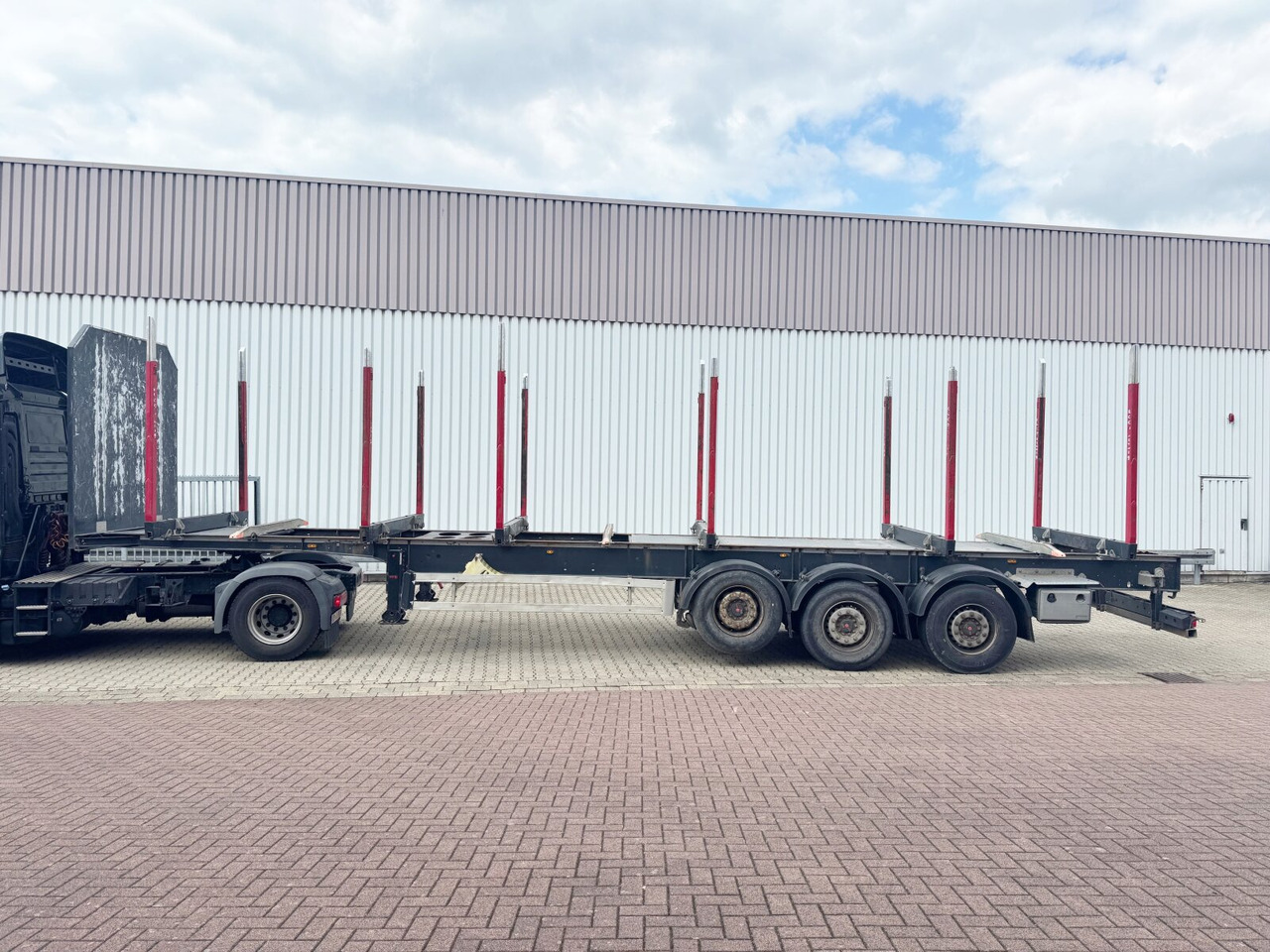 Schwarzmüller 3-Achs Holzauflieger 3-Achs Holzauflieger, Liftachse, MEHRFACH VORHANDEN! - Semirremolque maderero: foto 4 Schwarzmüller 3-Achs Holzauflieger 3-Achs Holzauflieger, Liftachse, MEHRFACH VORHANDEN! - Semirremolque maderero: foto 4