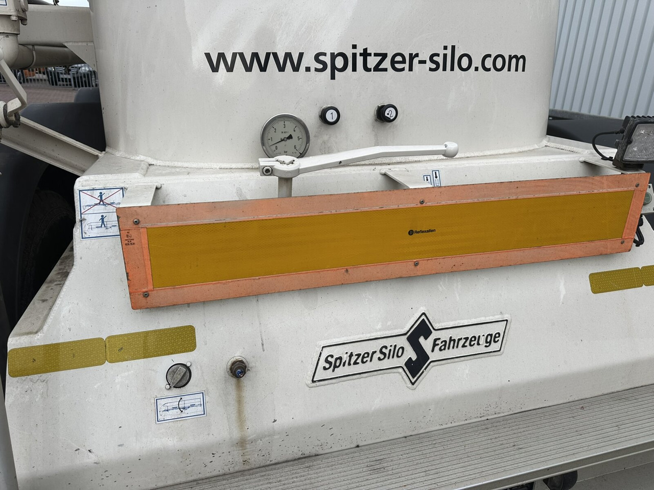 Spitzer SF 2739/2P SF 2739/2P Siloauflieger ca. 39m³, 2x Liftachse - Semirremolque silo: foto 5 Spitzer SF 2739/2P SF 2739/2P Siloauflieger ca. 39m³, 2x Liftachse - Semirremolque silo: foto 5