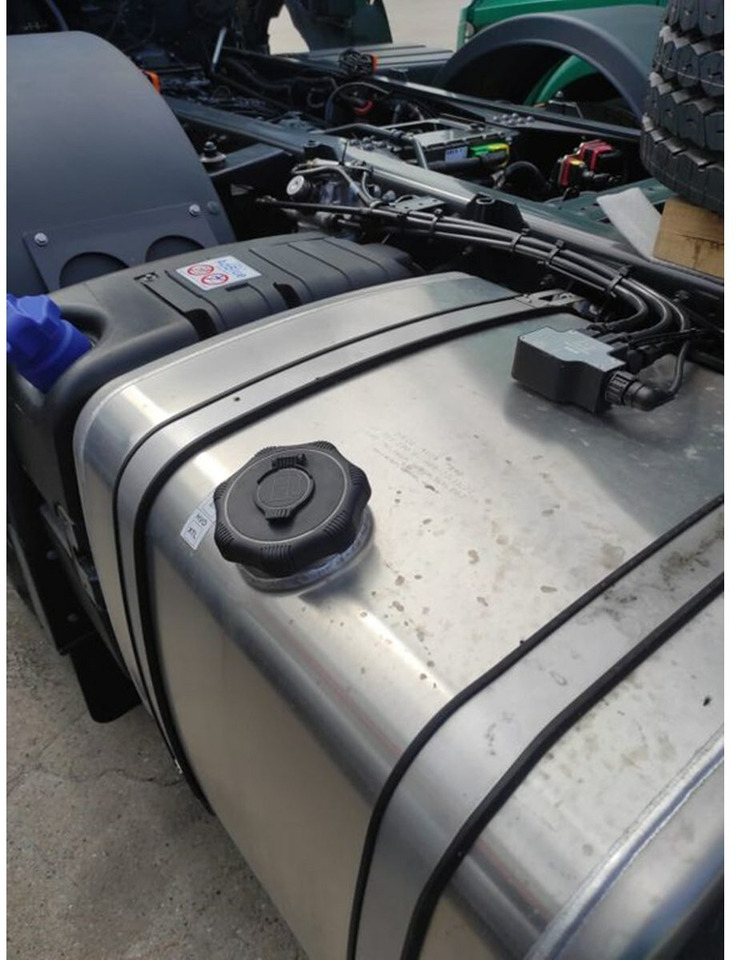 T-WAY 450 8x4 T-WAY 450 8x4 - Camión multibasculante: foto 3 T-WAY 450 8x4 T-WAY 450 8x4 - Camión multibasculante: foto 3