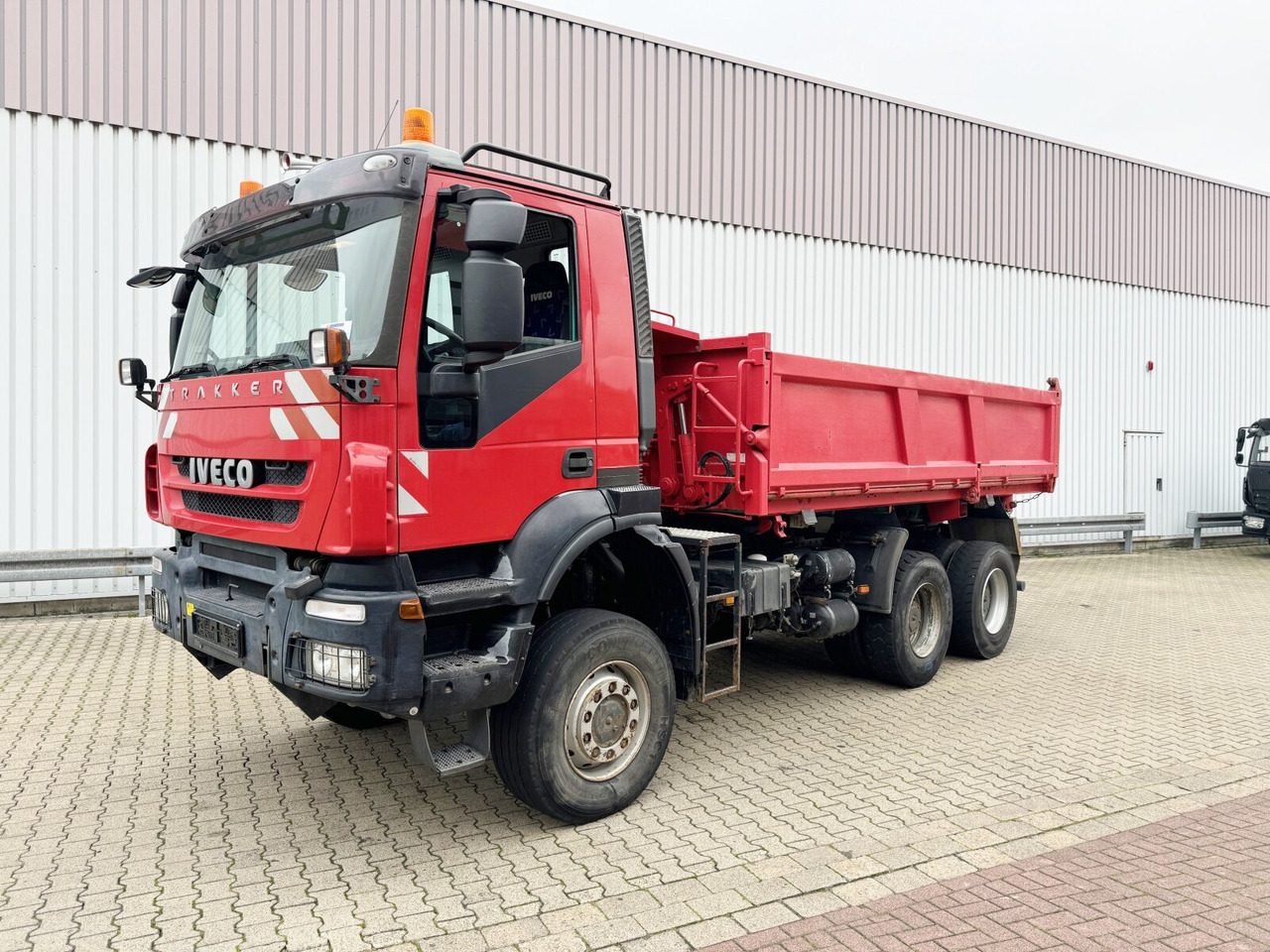 Camión volquete Trakker AD260T45W 6x6 Trakker AD260T45W 6x6, Bordmatik: foto 7