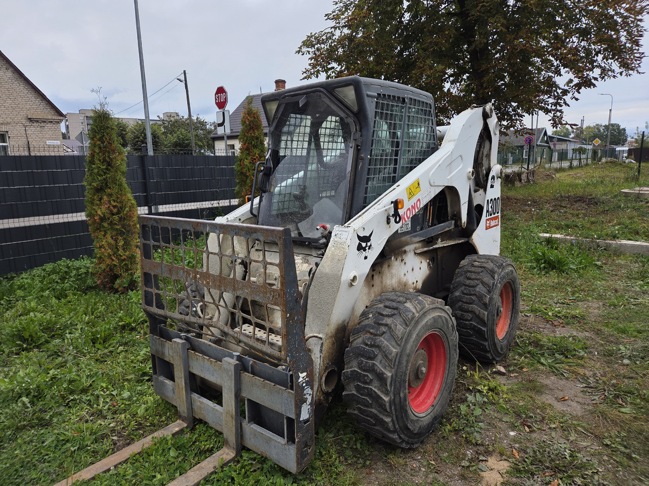 BOBCAT A300 - Minicargadora: foto 2 BOBCAT A300 - Minicargadora: foto 2