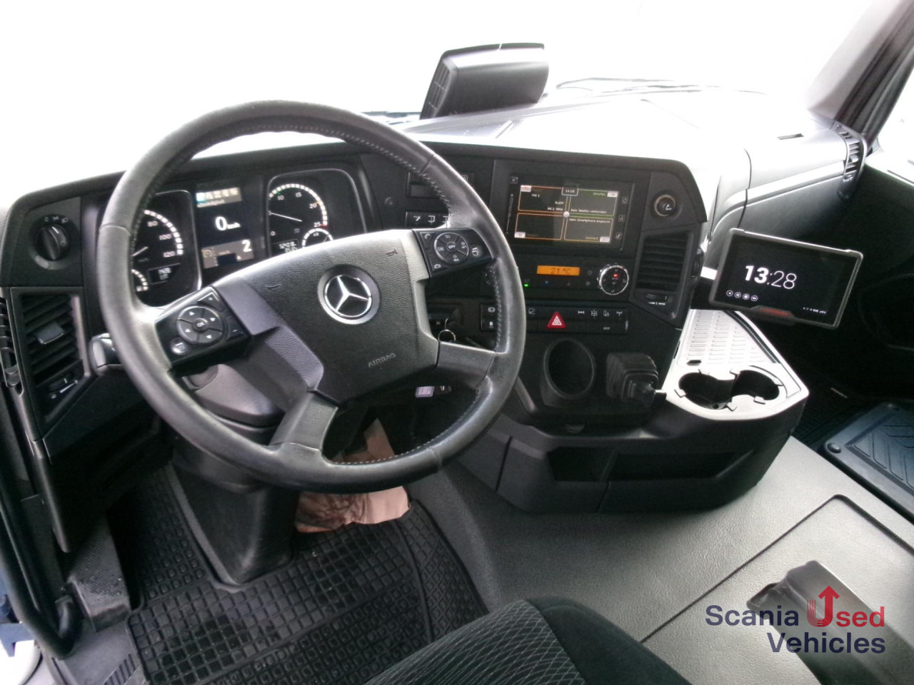 Cabeza tractora MERCEDES-BENZ Arocs 1846LS HAD mit Kipphydraulik: foto 14 Cabeza tractora MERCEDES-BENZ Arocs 1846LS HAD mit Kipphydraulik: foto 14