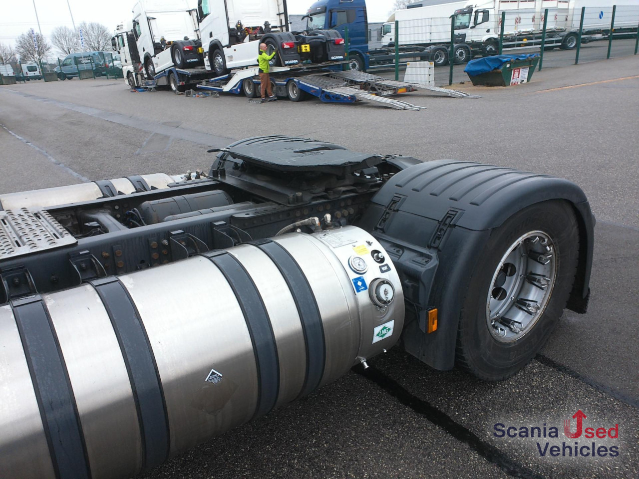 Cabeza tractora SCANIA R 410 A4x2LA LNG: foto 12