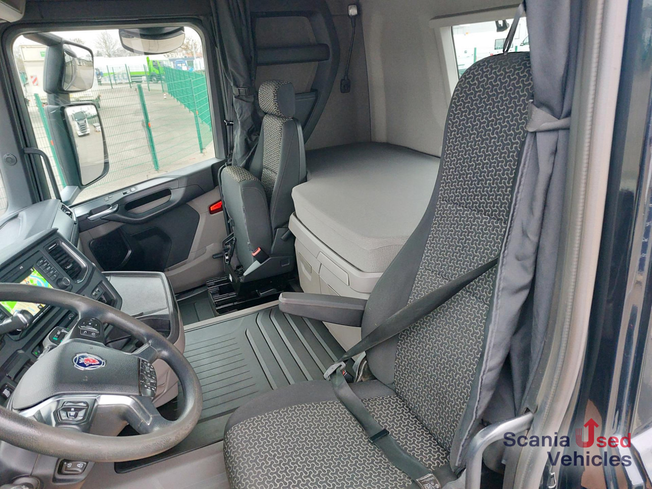 SCANIA R 450 B6x2*4NA Abroller HIAB OPT 20S59 - Camión multibasculante: foto 2 SCANIA R 450 B6x2*4NA Abroller HIAB OPT 20S59 - Camión multibasculante: foto 2