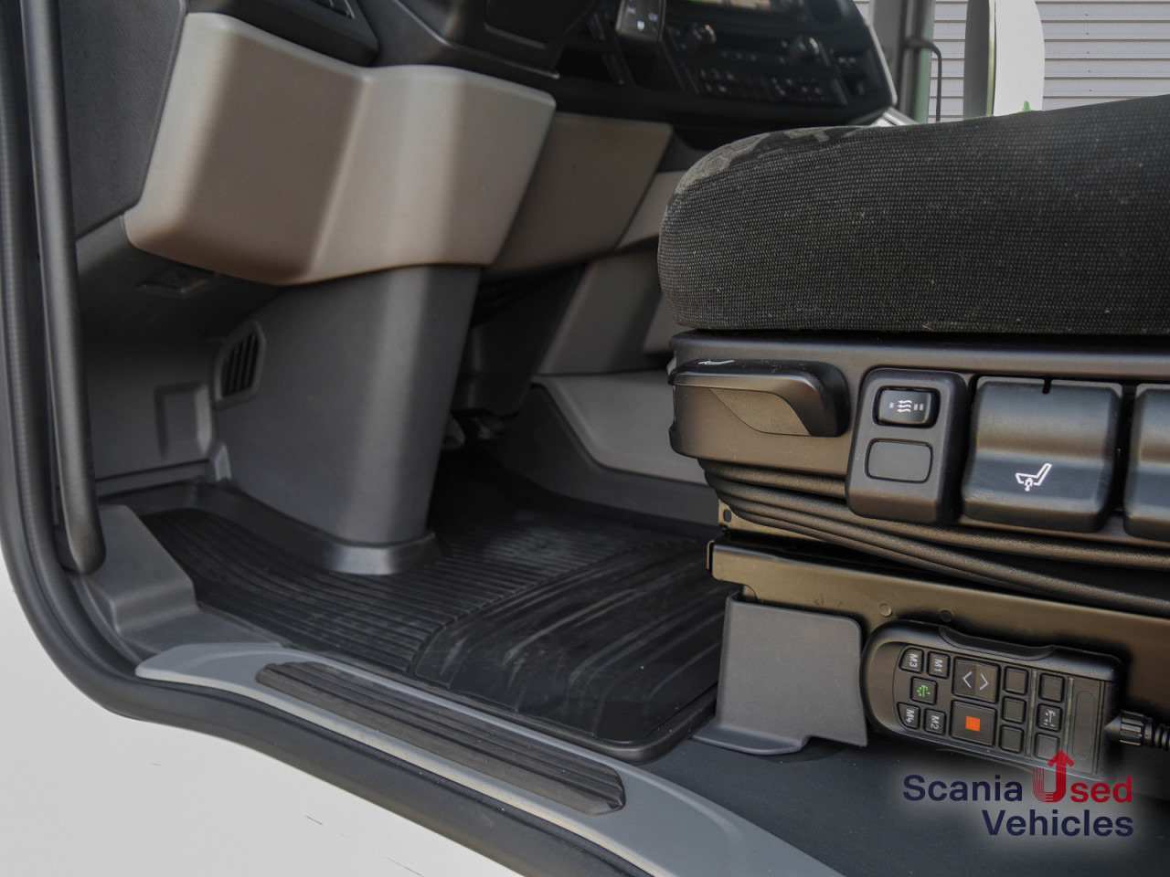 SCANIA R 460 A4x2NA - SUPER - - Cabeza tractora: foto 3 SCANIA R 460 A4x2NA - SUPER - - Cabeza tractora: foto 3