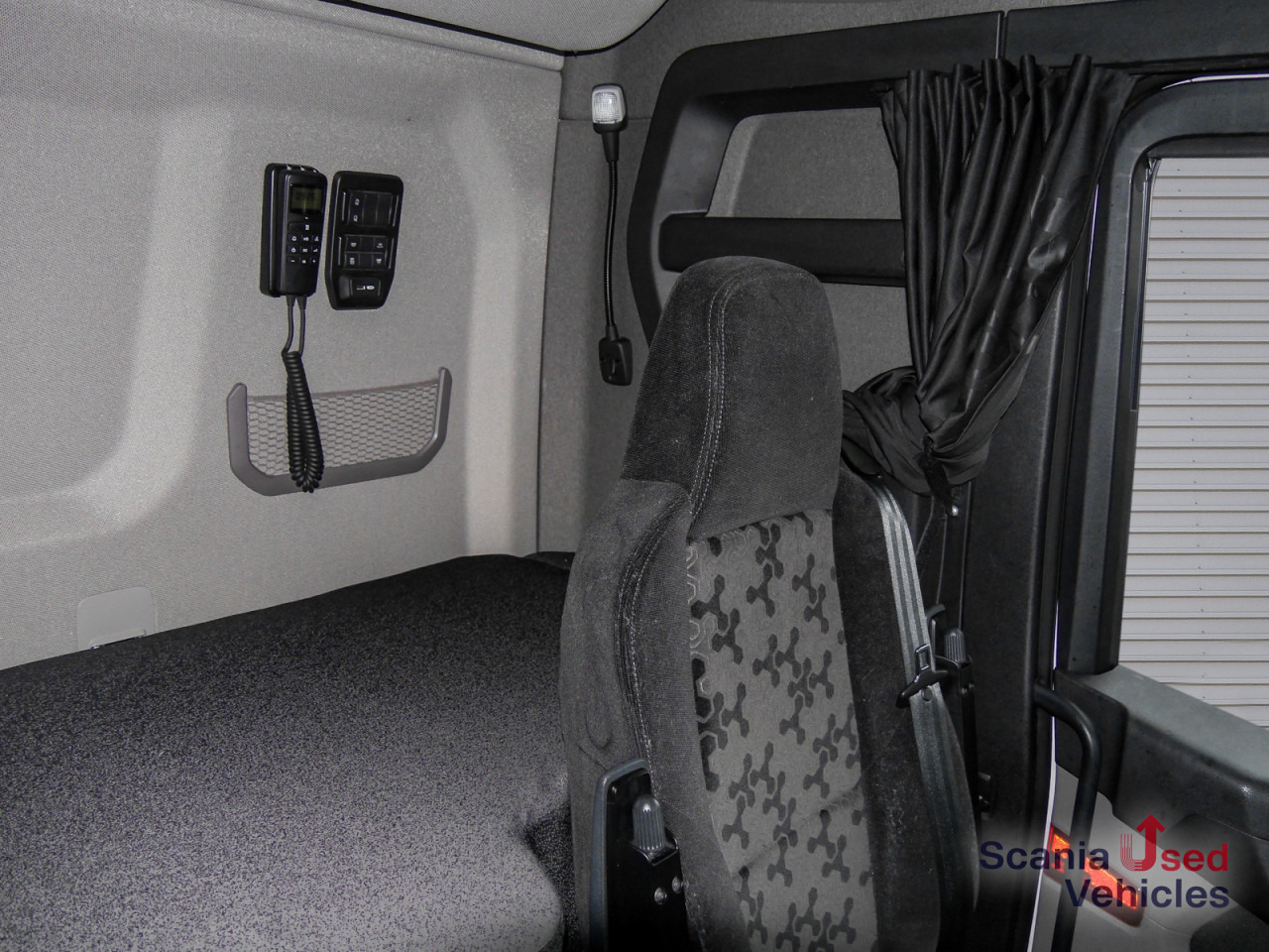 SCANIA R 460 A4x2NA - SUPER - - Cabeza tractora: foto 2 SCANIA R 460 A4x2NA - SUPER - - Cabeza tractora: foto 2